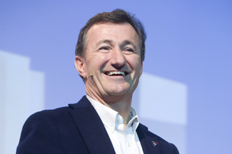 Renault General Architect of NewPDM program Jean-Pierre CHATENET 氏